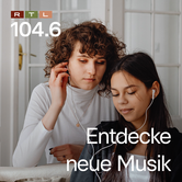 104.6 RTL Entdecke neue Musik Logo